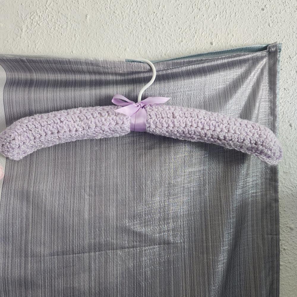 Set of 2 Vintage Style Padded Hangers Lavender Crochet &‎ Pink Satin Lace padded